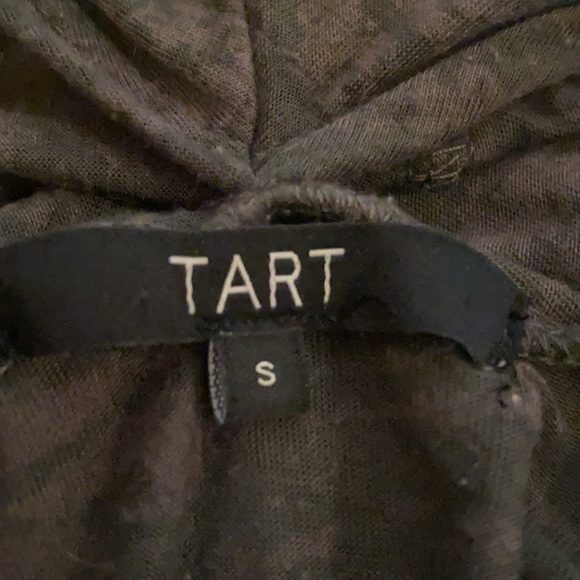 3/$20 Tart draped collar open cardigan preowned - Picture 9 of 9